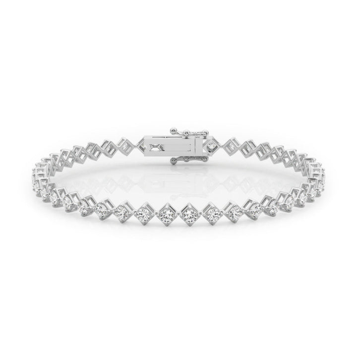 Salma Bracelet in White Gold